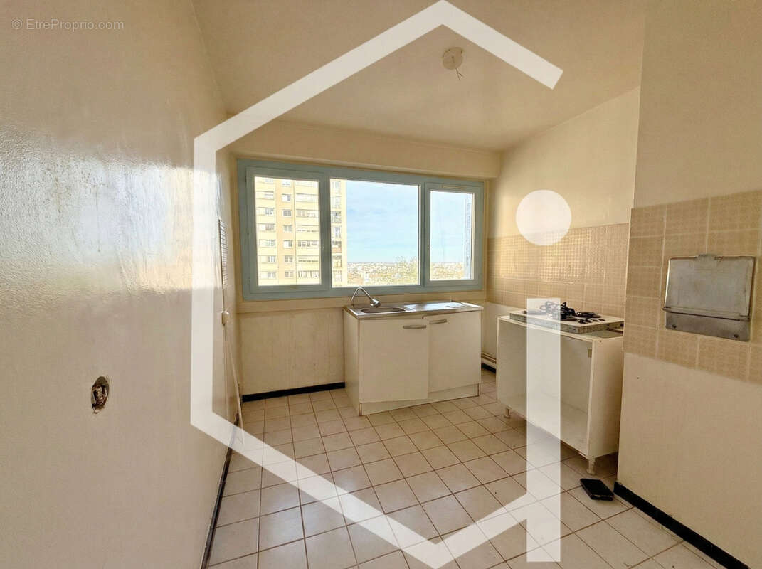 Appartement à ROSNY-SOUS-BOIS