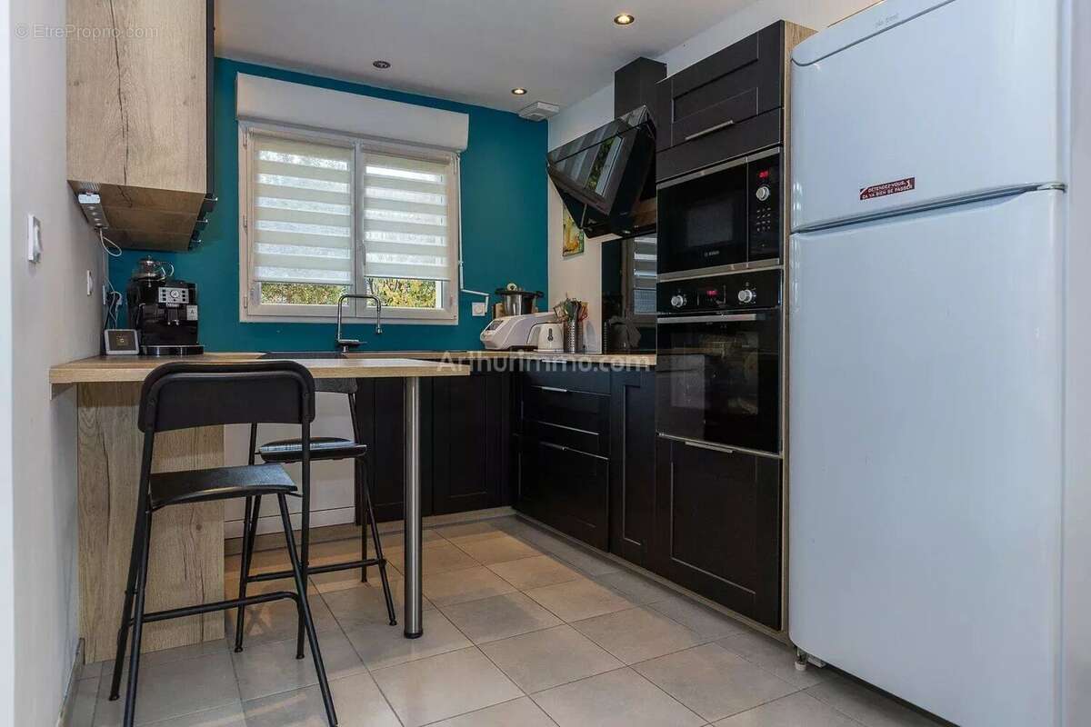 Maison à VEZERONCE-CURTIN