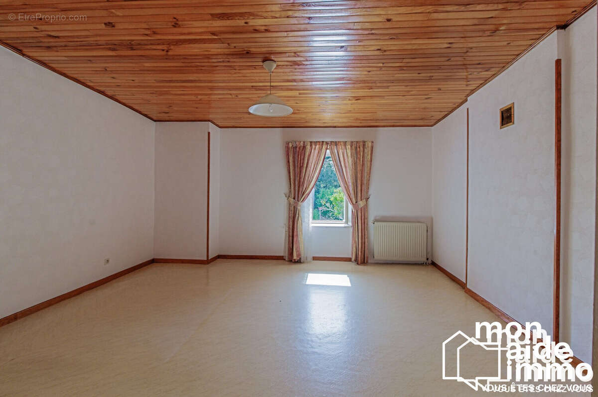 Maison à CASTELJALOUX