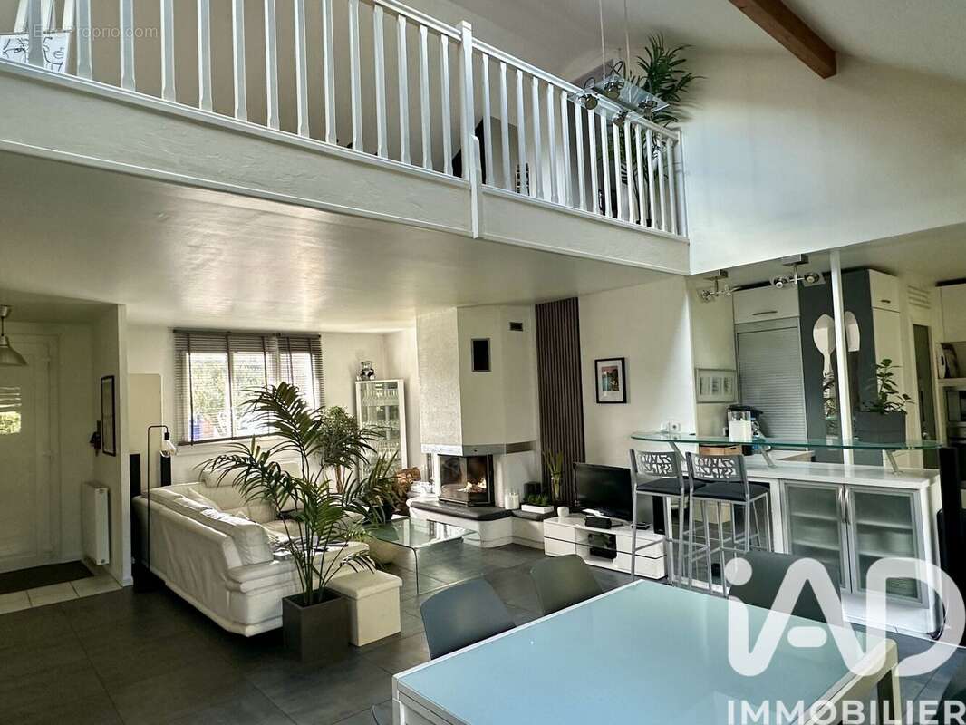 Photo 3 - Maison à MENNECY