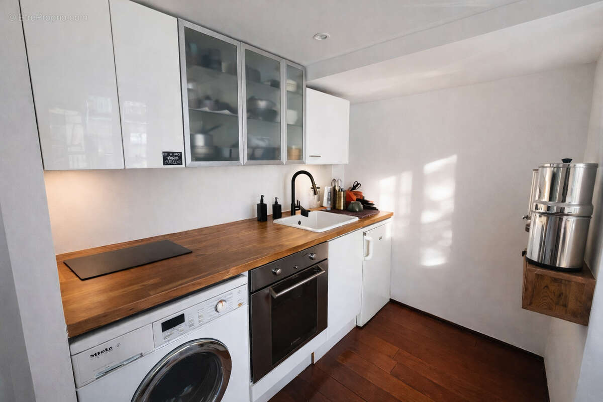 Appartement à PARIS-9E