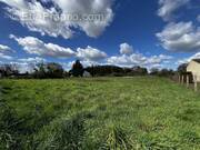 Terrain à COUTRAS