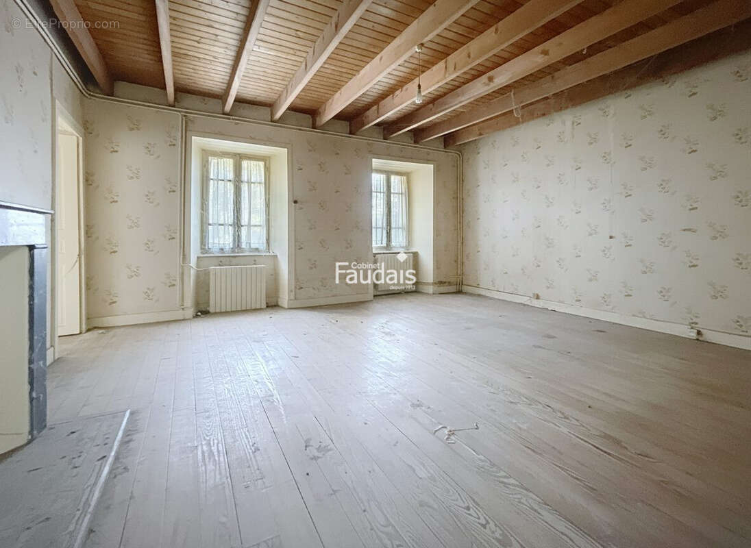 Maison 243 m² à Montpinchon  - photo 4