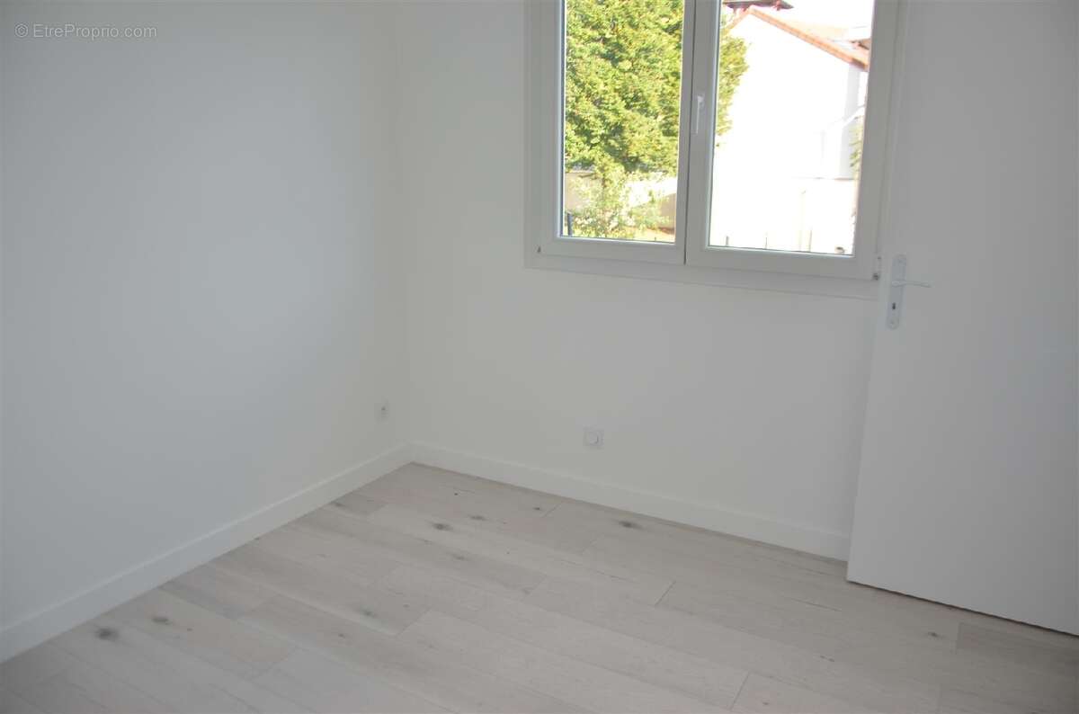 Maison à CHAMPIGNY-SUR-MARNE