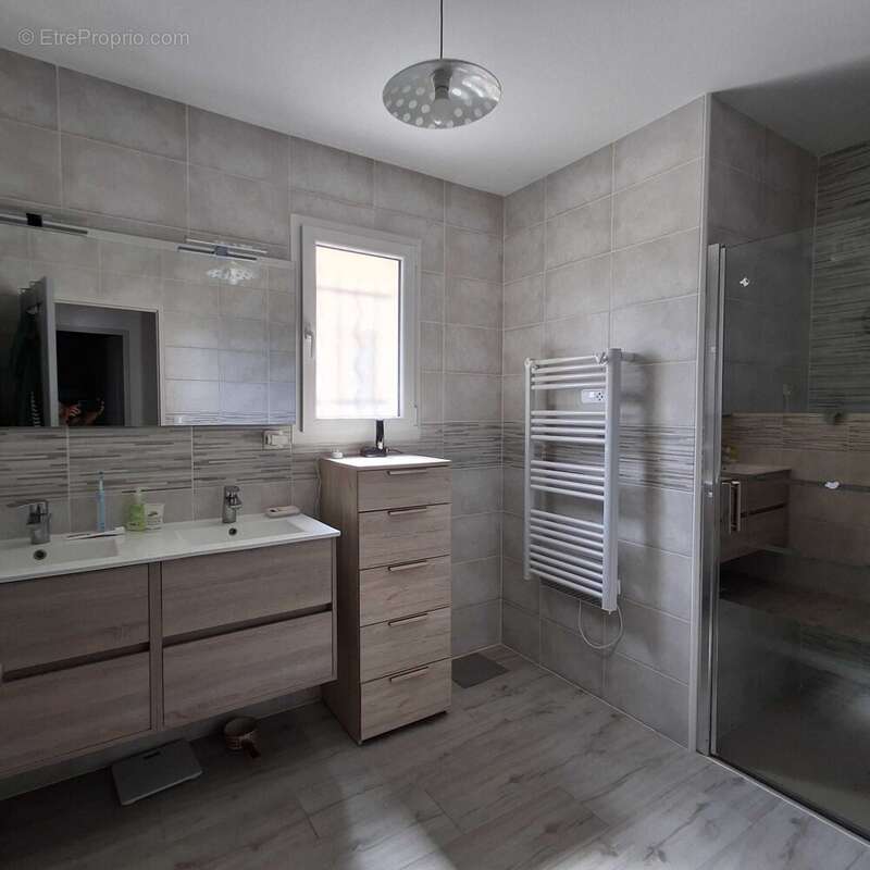 Maison 127 m² à Chasseneuil-Sur-Bonnieure  - photo 7