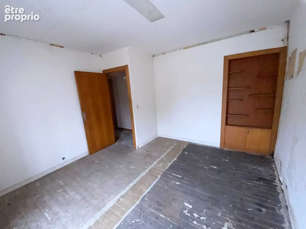 Immeuble de caractère offrant de nombreuses possibilités d'aménagement - photo 15