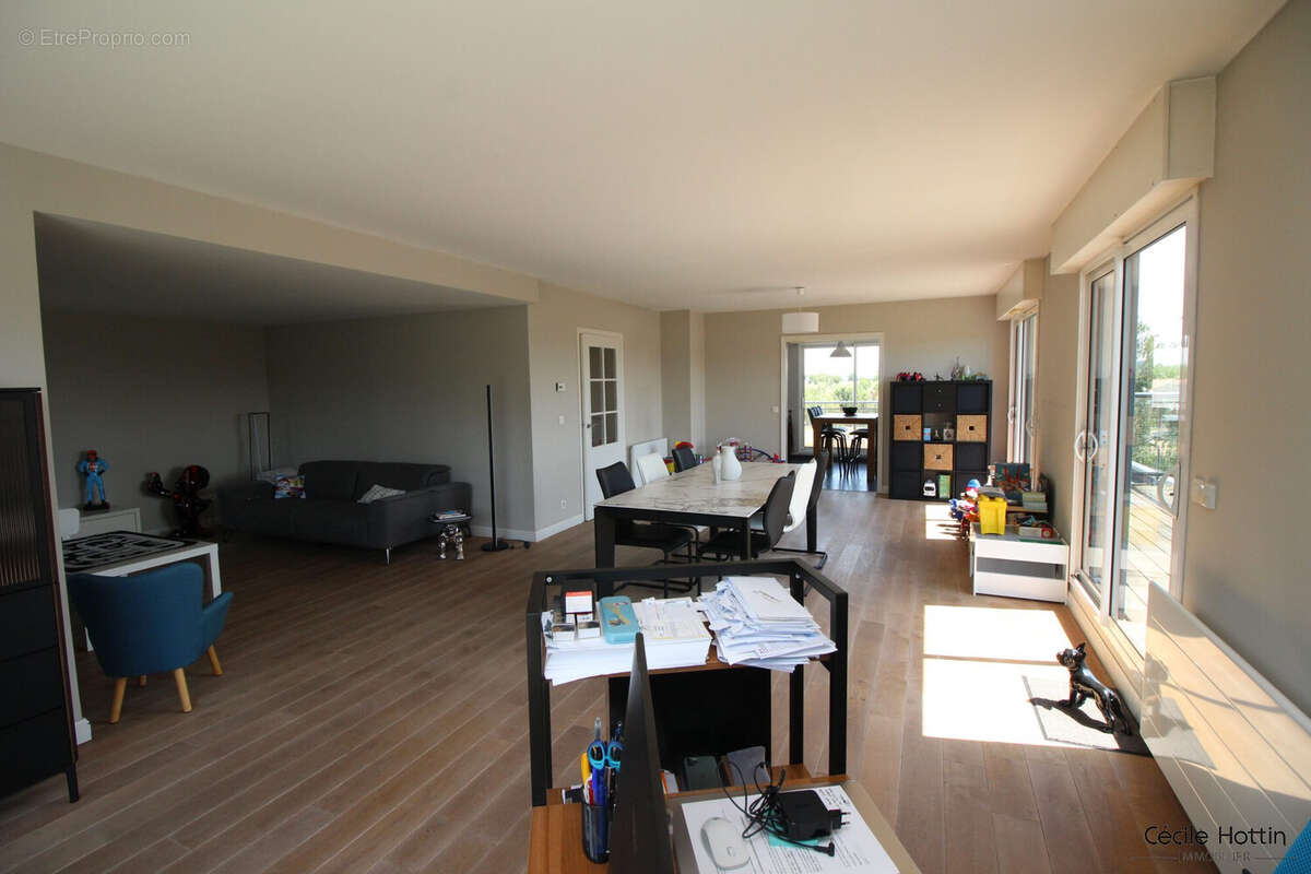 Appartement à MERIGNIES