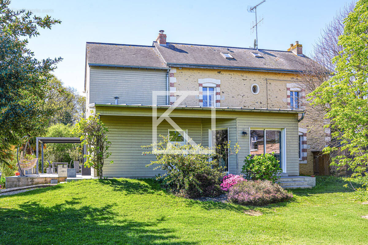 Maison à LOIGNE-SUR-MAYENNE