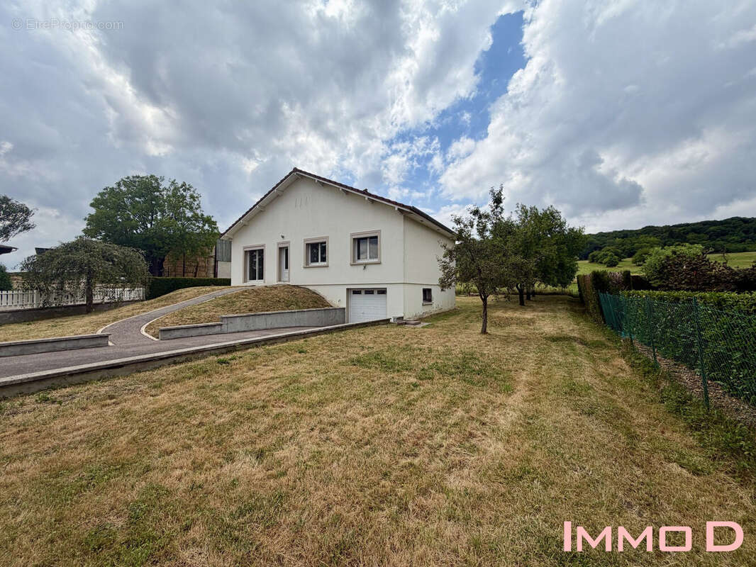 Maison 97 m² à Parey-Sous-Montfort  - photo 2
