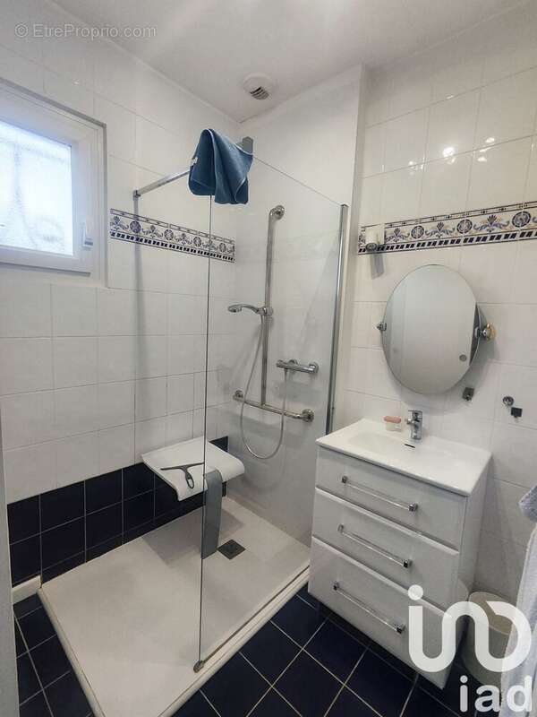 Maison 91 m² à La Ville-Dieu-Du-Temple  - photo 7