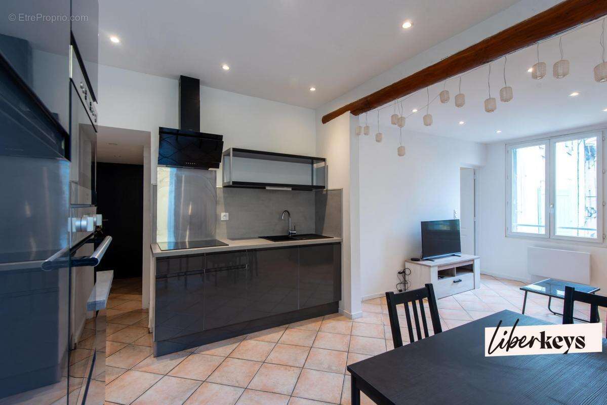 Appartement à L&#039;ISLE-SUR-LA-SORGUE