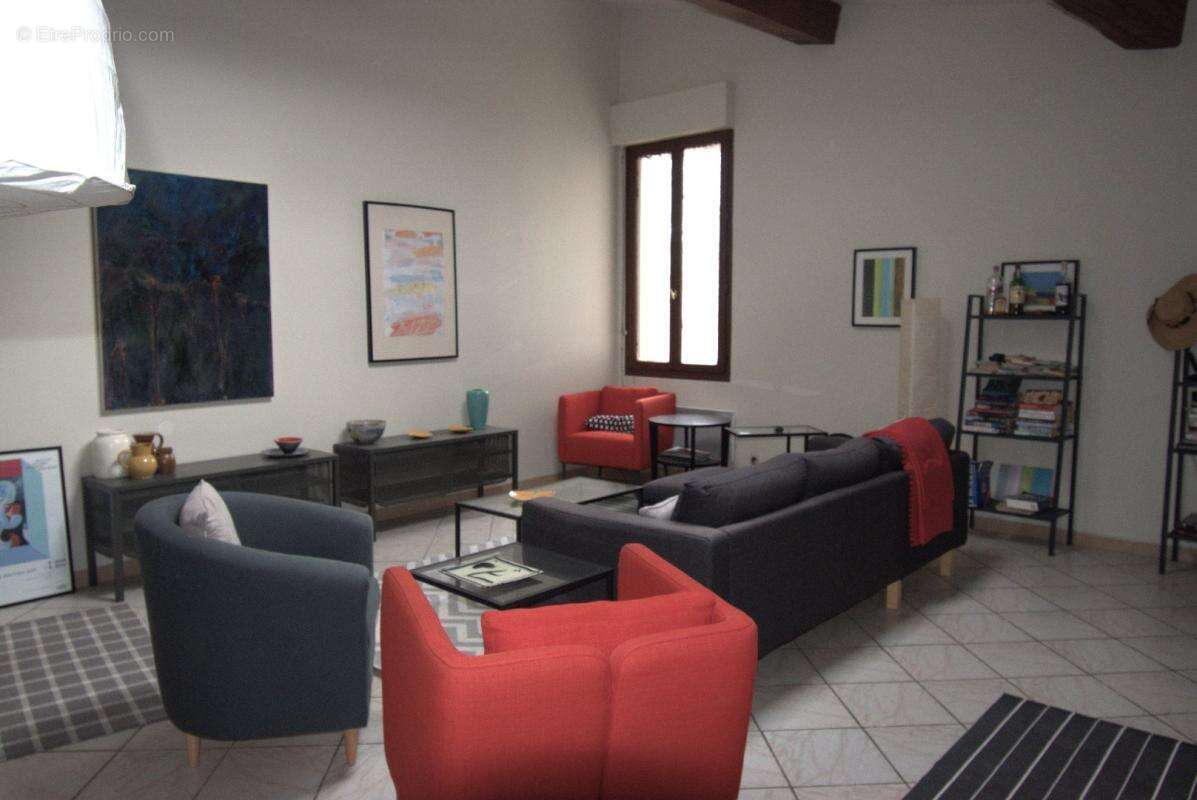 Maison à FABREZAN
