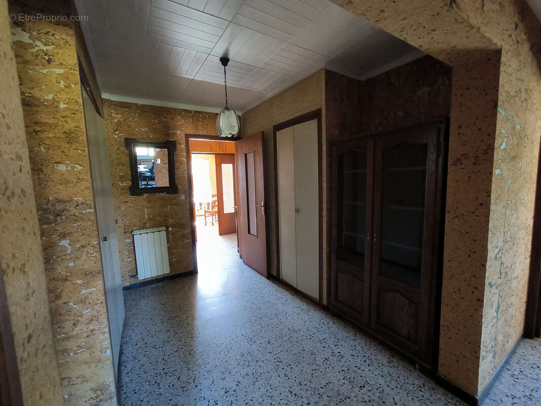 Maison à SAINT-LAURENT-LA-VERNEDE