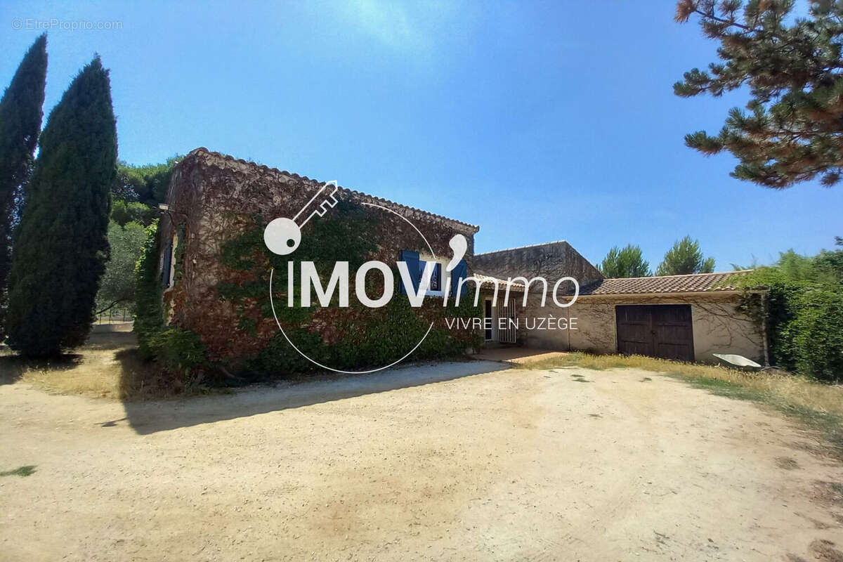 Maison 120 m² à Uzes  - photo 2