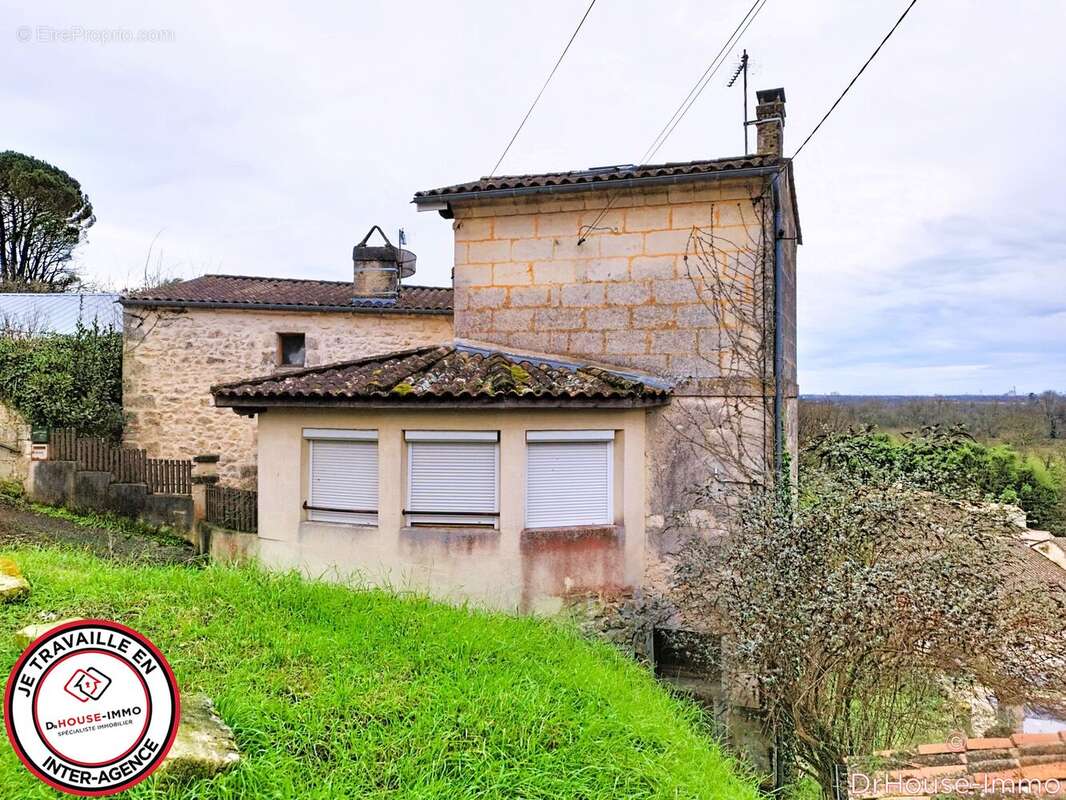 Maison à TAURIAC