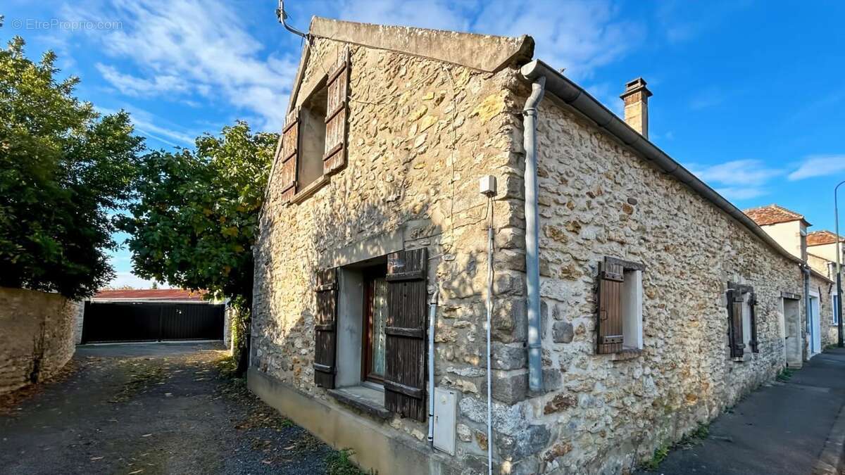 Maison à REAU