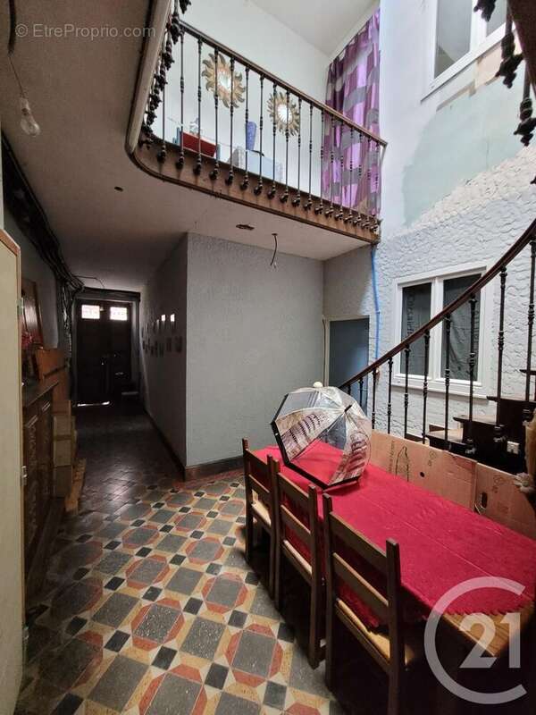 Maison à LISLE-SUR-TARN