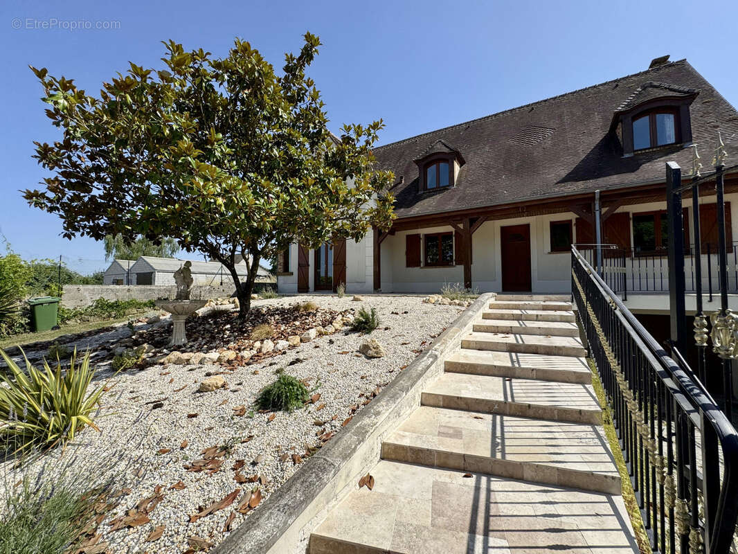 Maison à COULOMMIERS