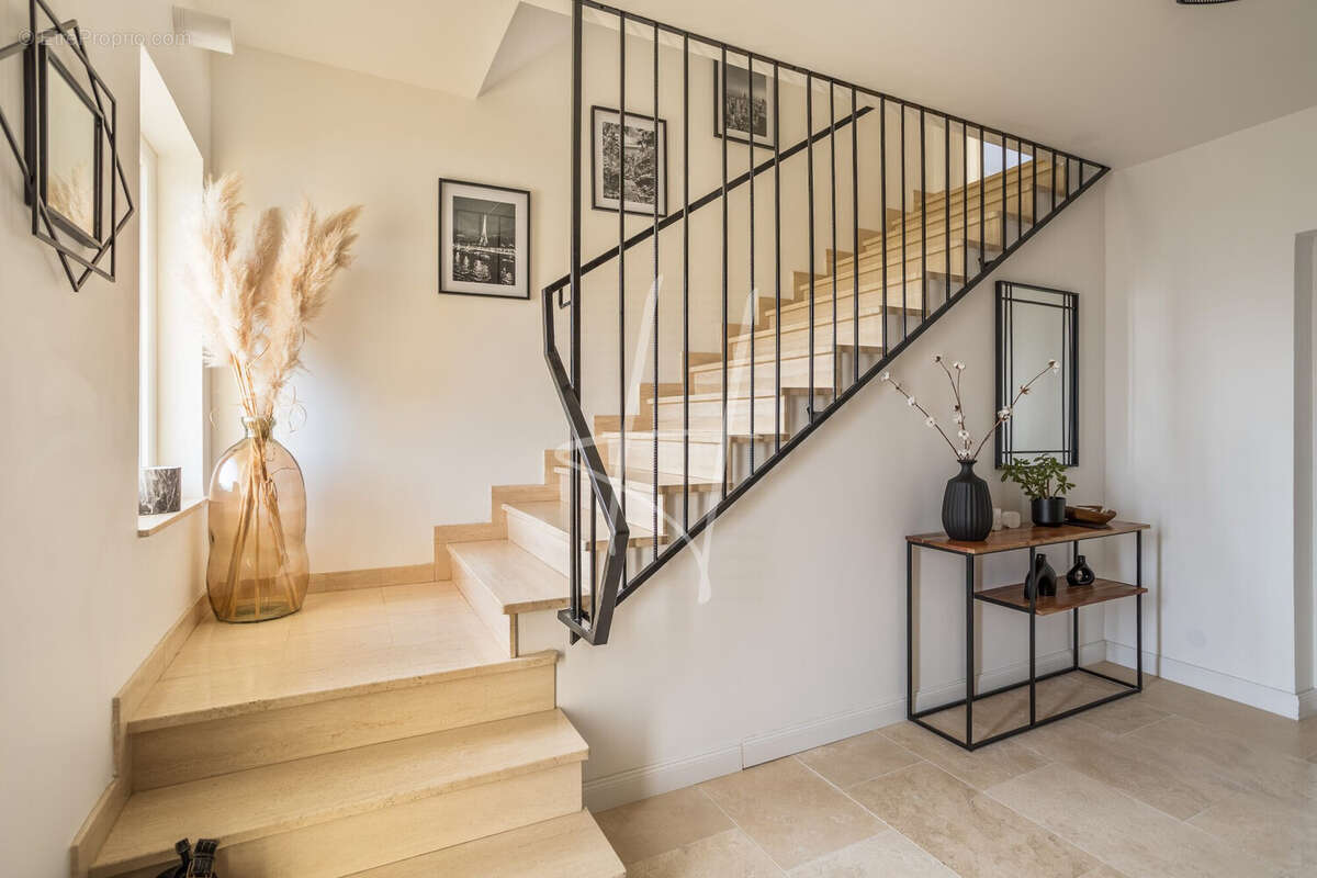 Maison à CHARLY-ORADOUR