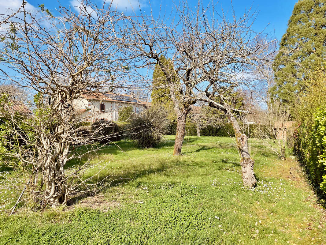 Maison à ROUMAZIERES-LOUBERT