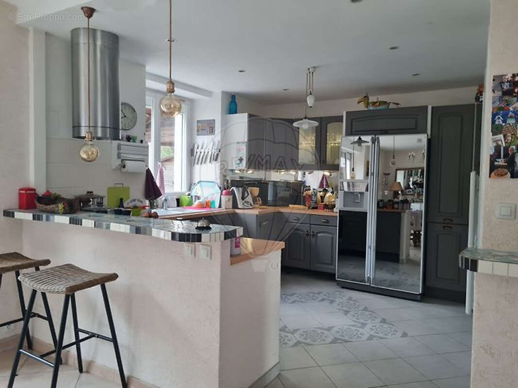 Maison à LA CHARITE-SUR-LOIRE