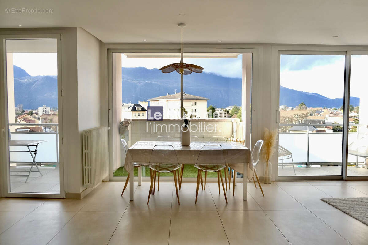 Appartement à AIX-LES-BAINS