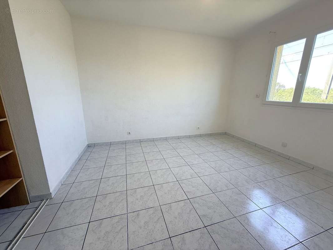 AGDE-Maison contemporaine prête à accueillir vos projets ! - photo 10