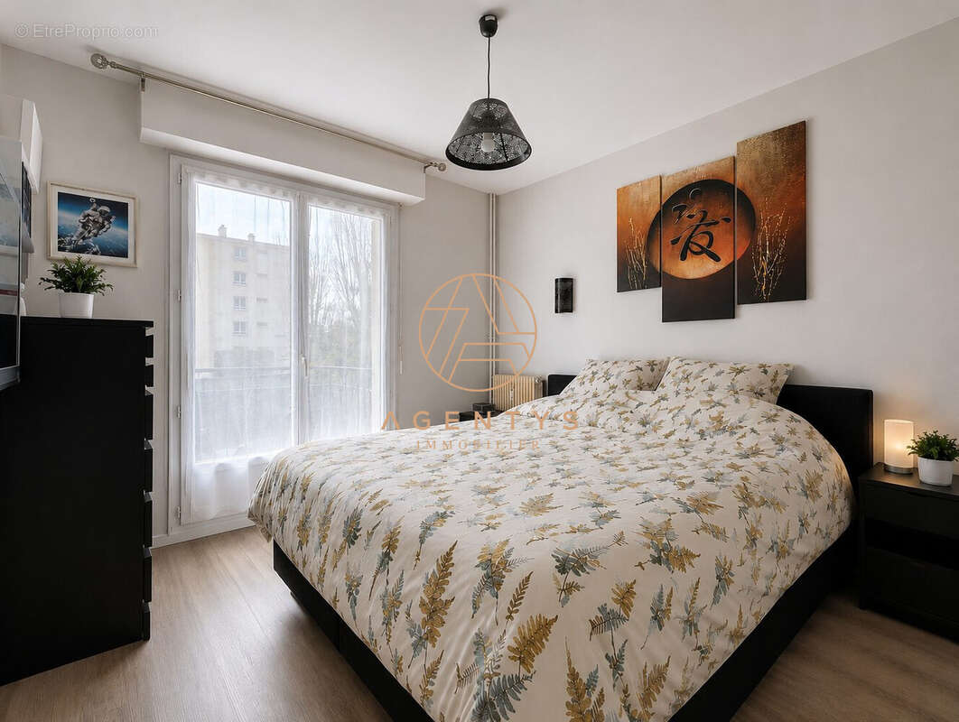 Appartement à SAINT-MAUR-DES-FOSSES