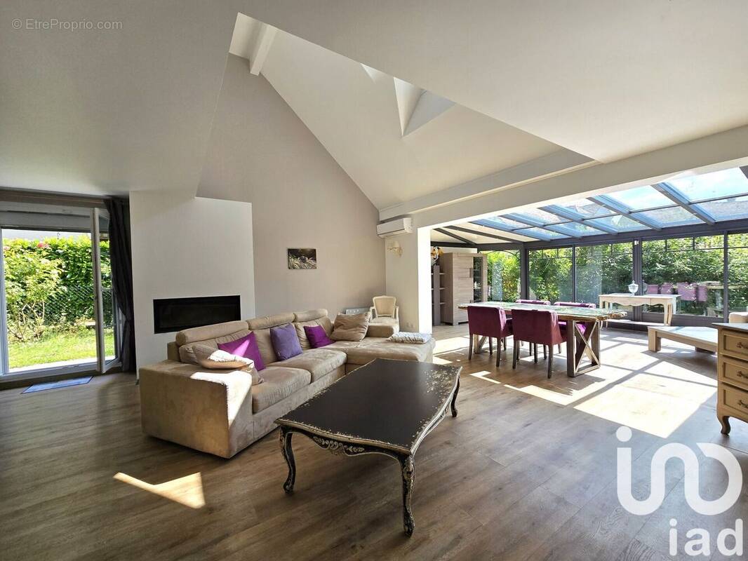 Photo 1 - Maison à MAROLLES-EN-BRIE