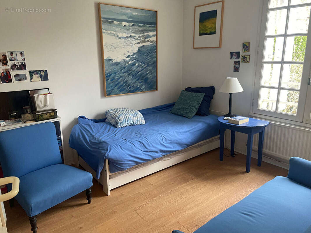 Maison à SAINT-CYR-SUR-LOIRE