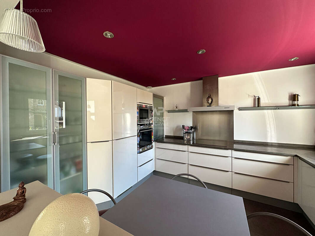 VIROFLAY - Rive Droite - Maison de 4 chambres. - photo 5