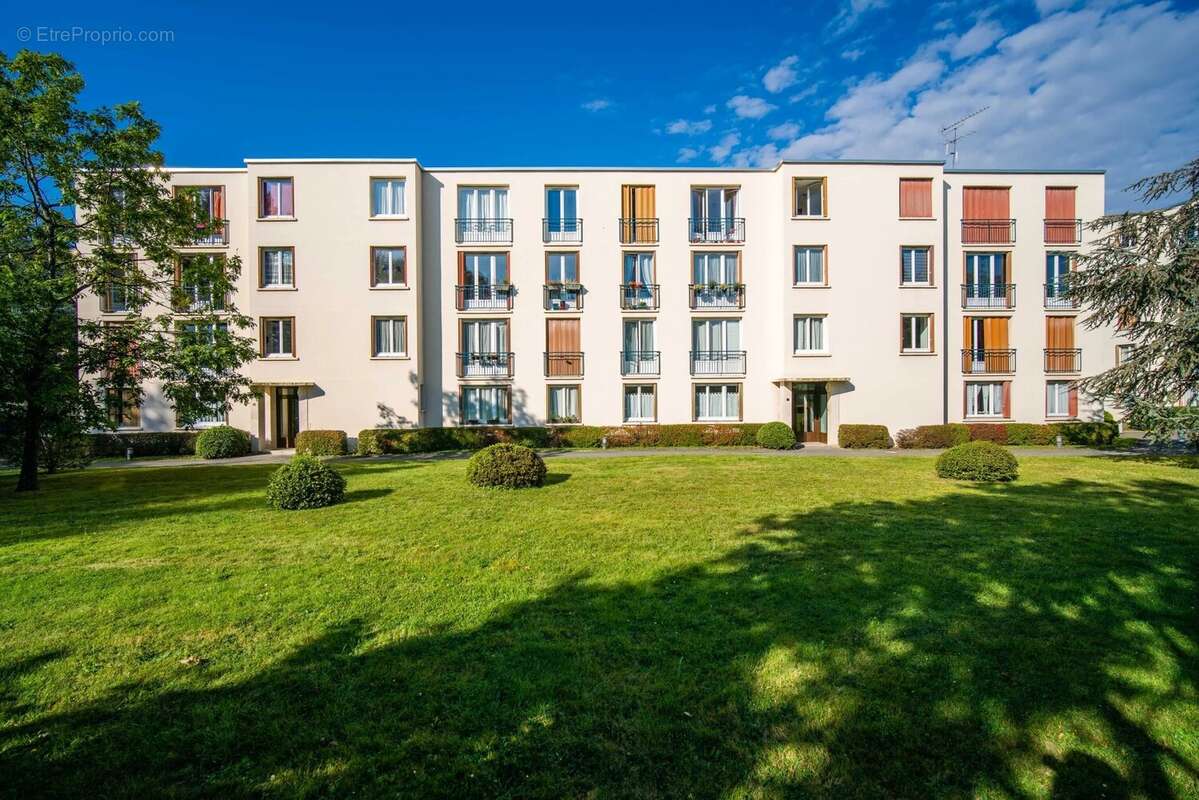 Appartement à VERSAILLES