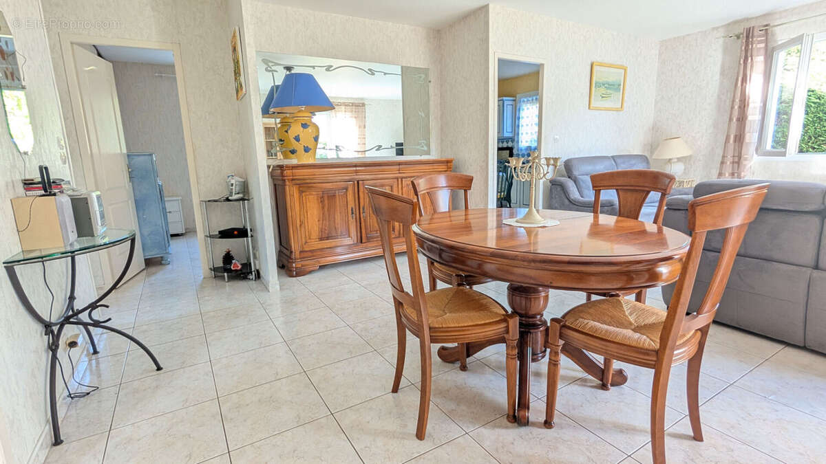 Maison à ESPONDEILHAN