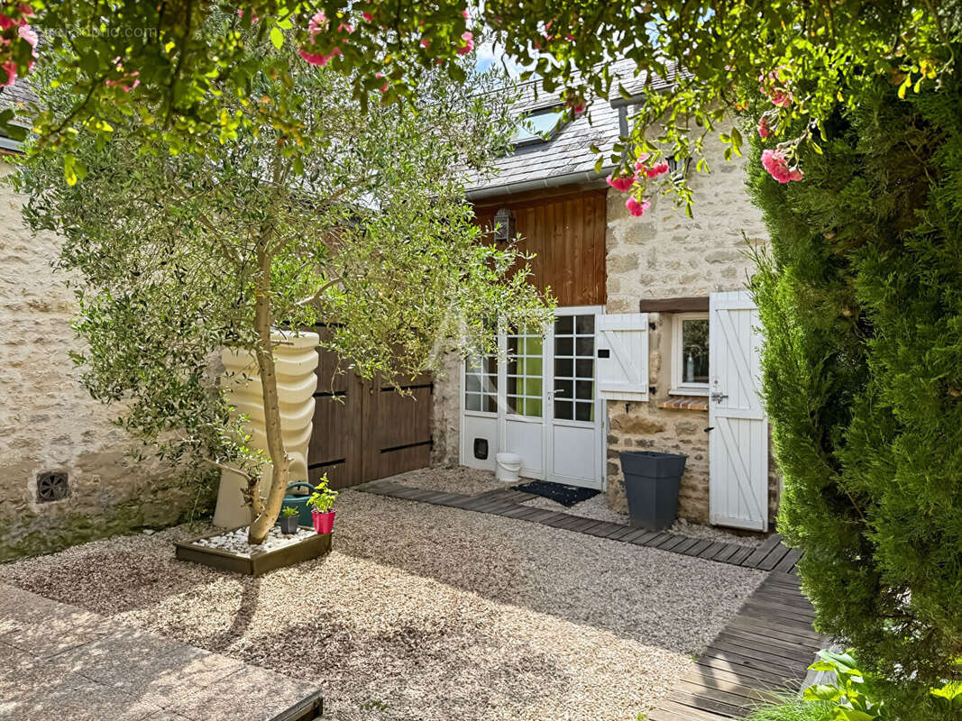 Maison à SERMAISES