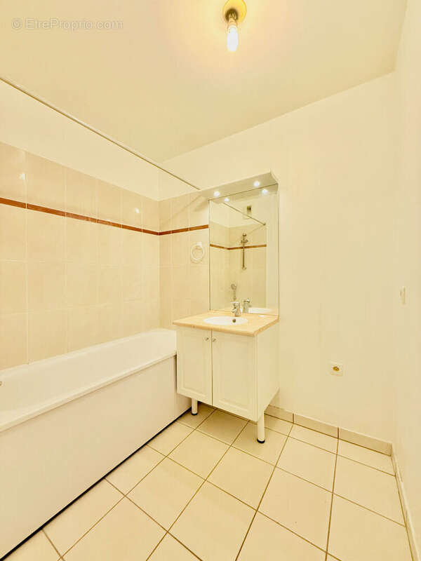 Appartement à IVRY-SUR-SEINE