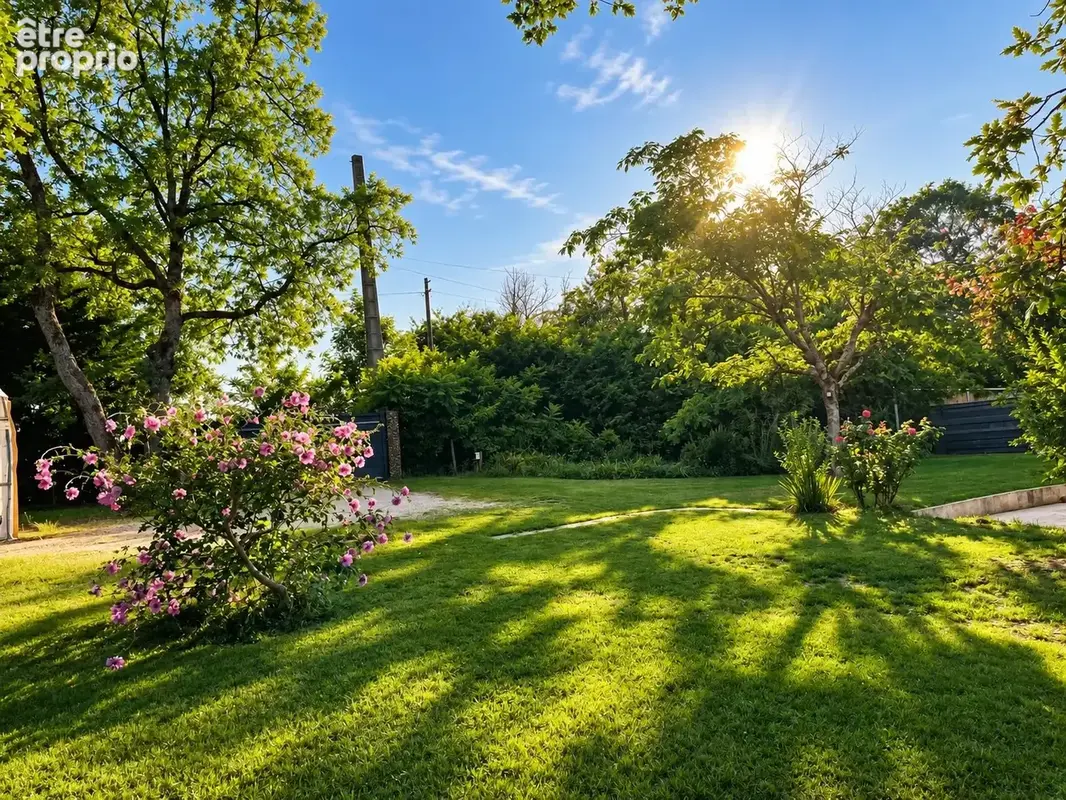 Grande maison familiale de 185 m² avec piscine, dépendances et env. 9 000 m² de terrain - photo 6