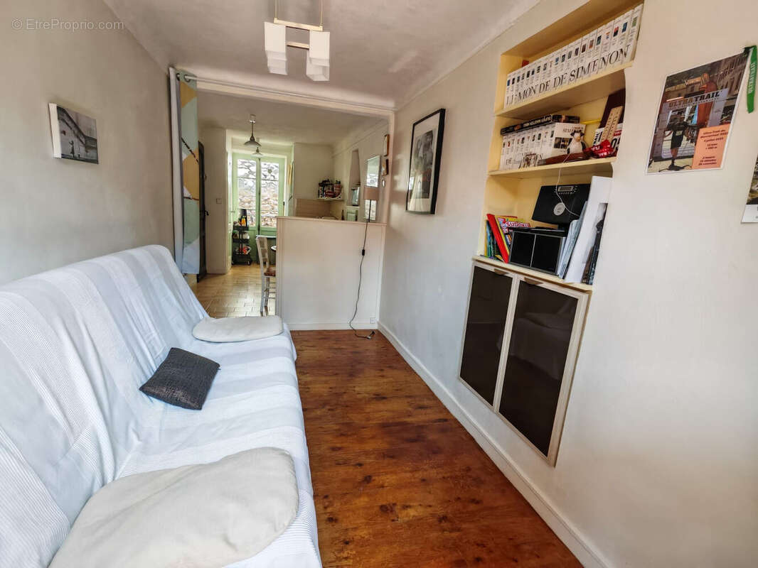 Appartement 25 m² à Saint-Martin-Vesubie  - photo 6