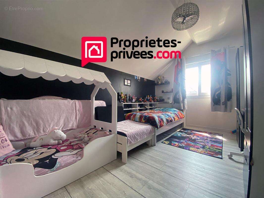 Maison à LE PLESSIS-ROBINSON