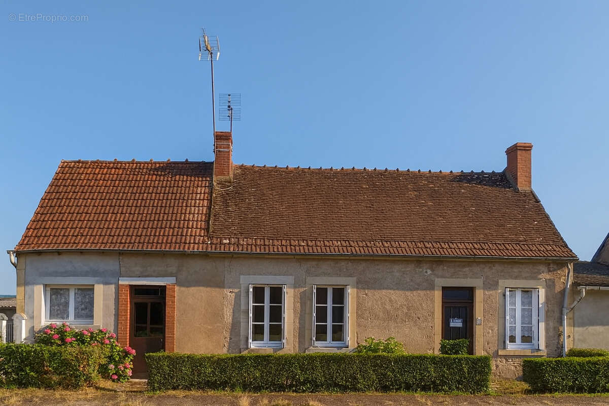 Maison à ISLE-ET-BARDAIS