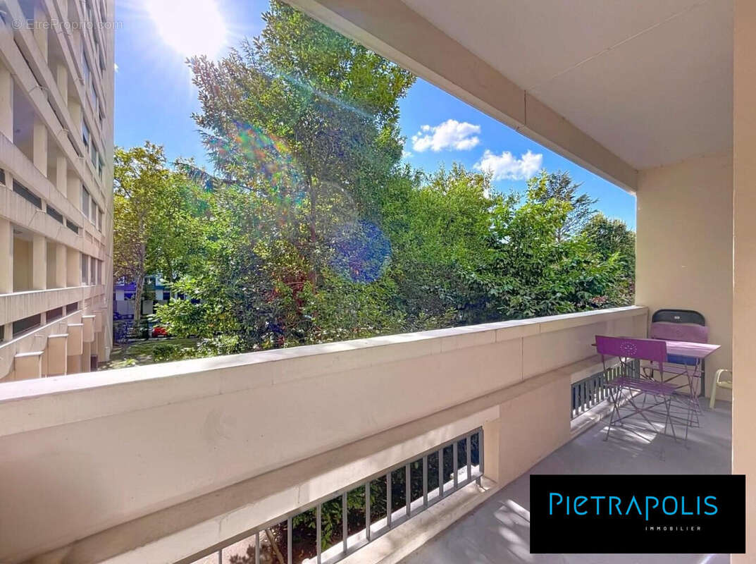 Appartement à LYON-8E