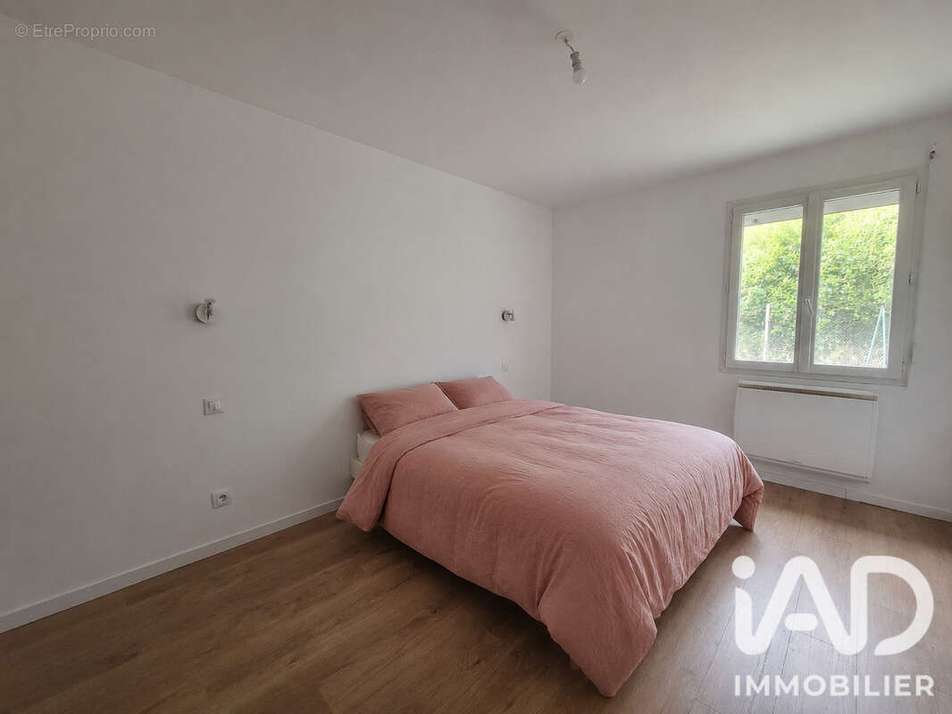 Maison 164 m² à Plasnes  - photo 9