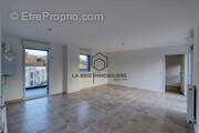 Appartement à RUBELLES