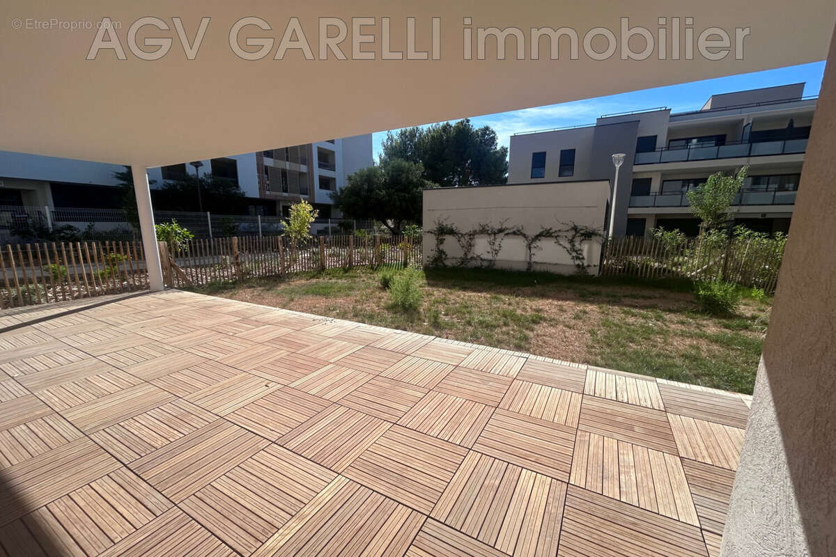 Appartement à HYERES