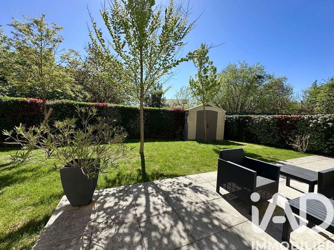 Photo 3 - Appartement à SAINTE-GENEVIEVE-DES-BOIS