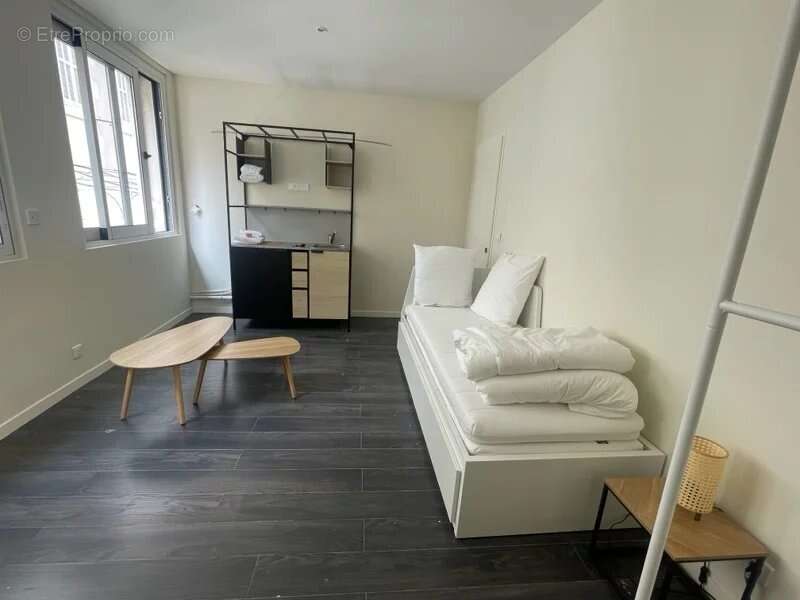 Appartement à MARSEILLE-1E