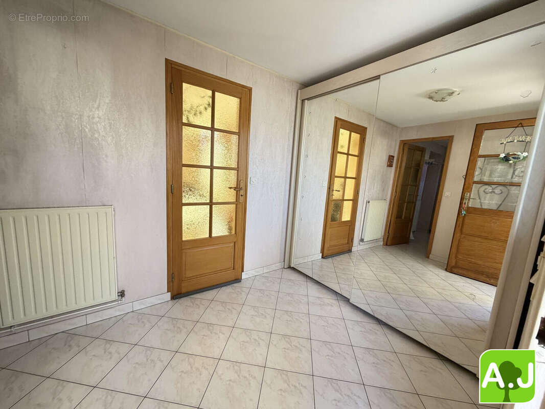 Maison à EZY-SUR-EURE