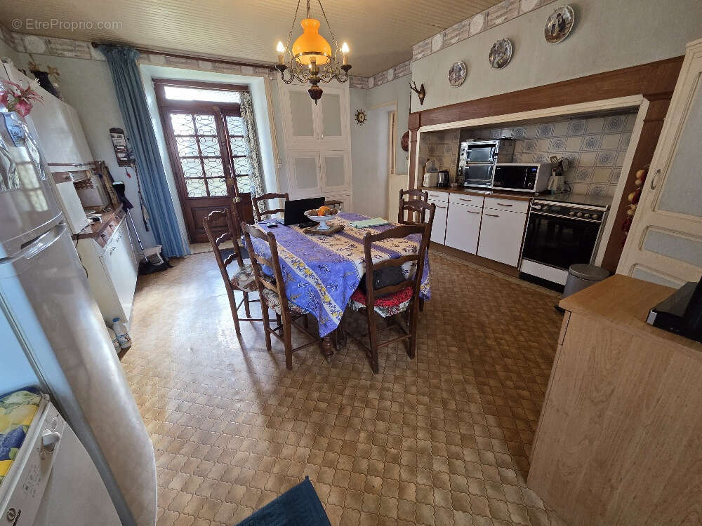 Maison à GRANGES-D'ANS