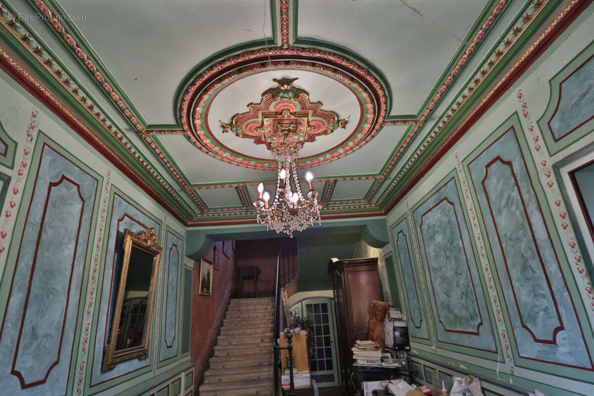 Maison à FONTCOUVERTE