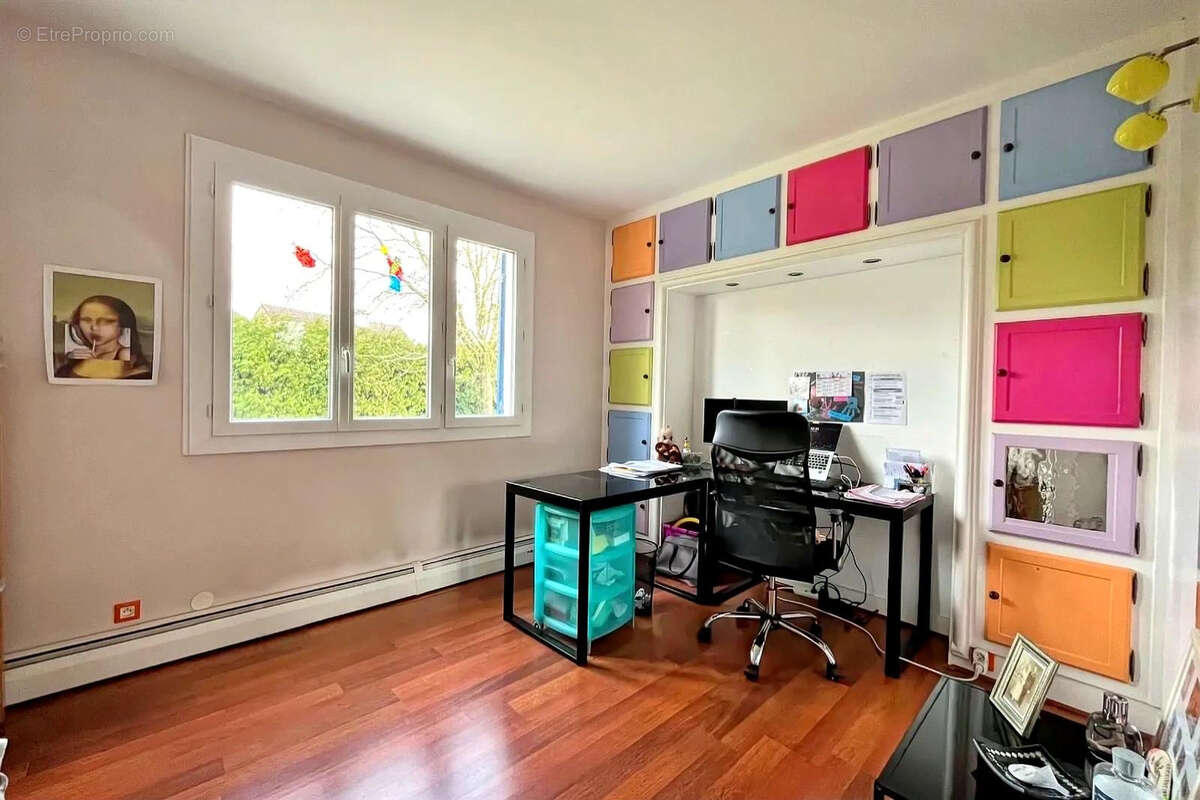 Maison à CRECY-LA-CHAPELLE