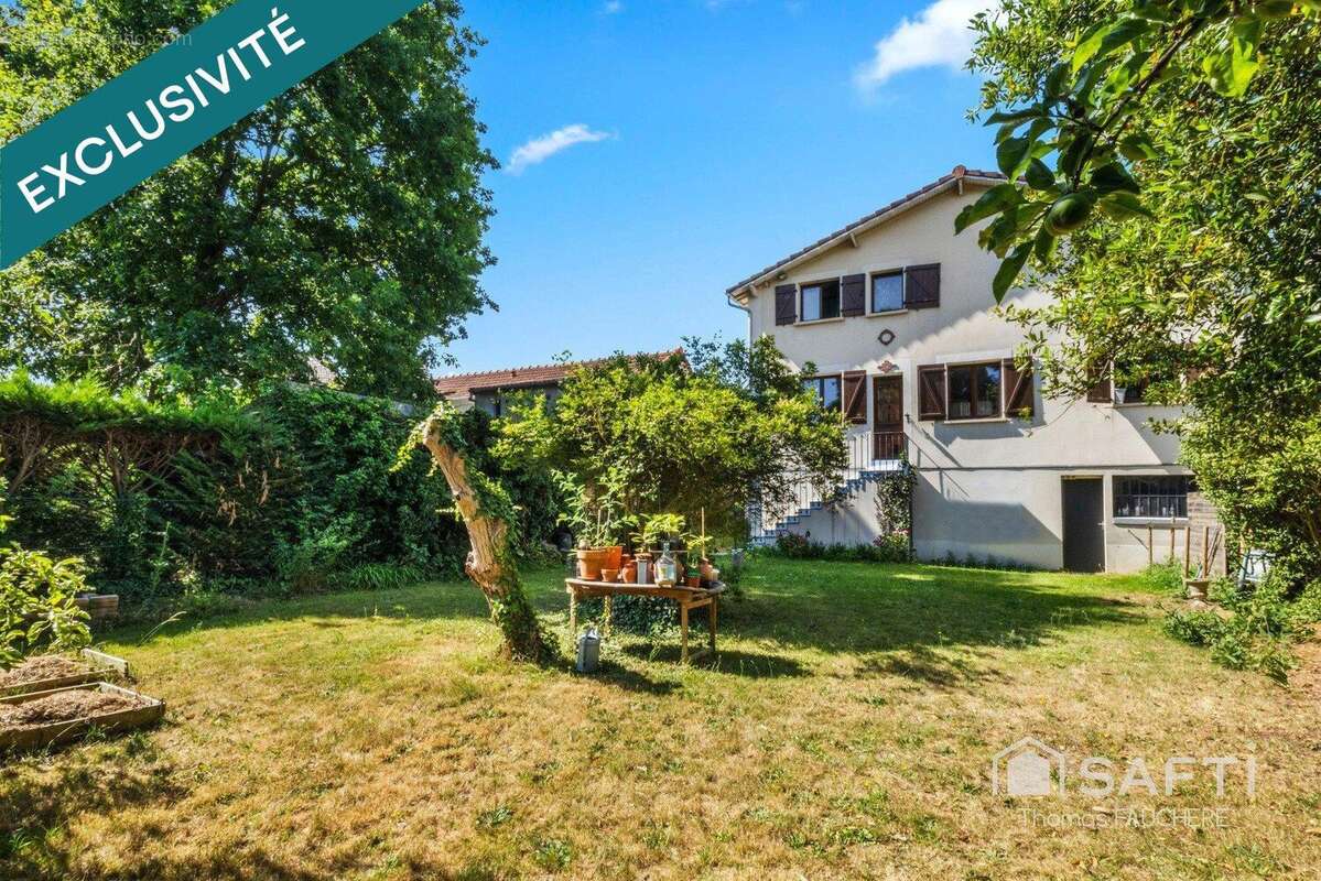 Photo 2 - Maison à LES PAVILLONS-SOUS-BOIS